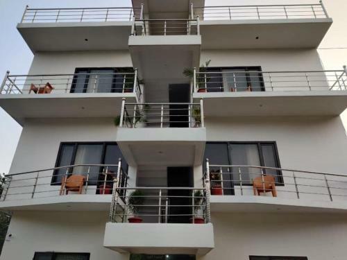 Hotel Corbett Country Home