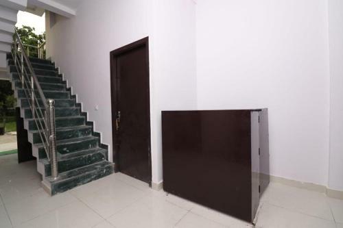 Hotel Corbett Country Home
