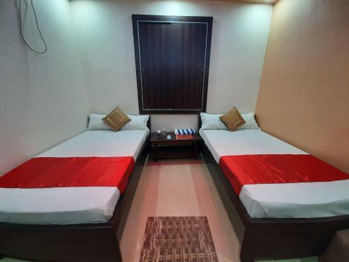 Hotel Shakuntla Palace