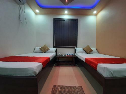 Hotel Shakuntla Palace