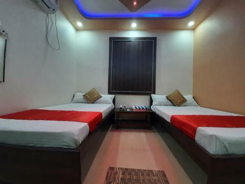 Hotel Shakuntla Palace