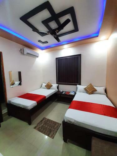 Hotel Shakuntla Palace