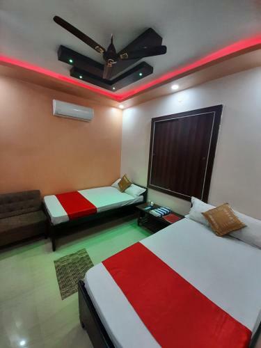Hotel Shakuntla Palace