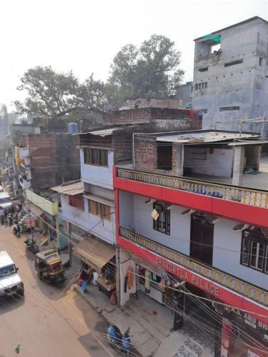 Hotel Shakuntla Palace