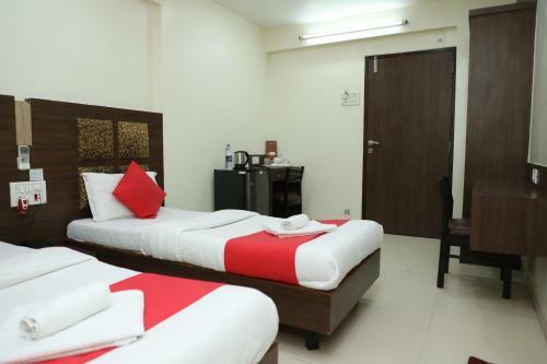 Hotel Risshi Residency