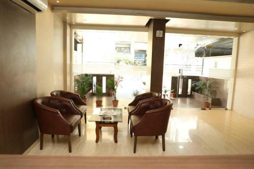 Hotel Risshi Residency