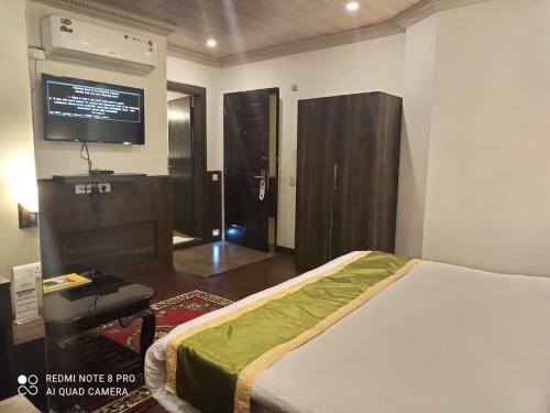 Hotel Nrs Kingston