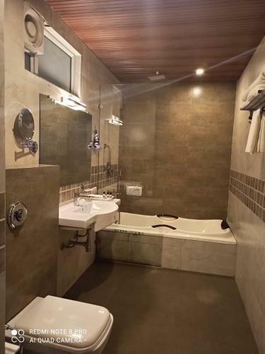 Hotel Nrs Kingston