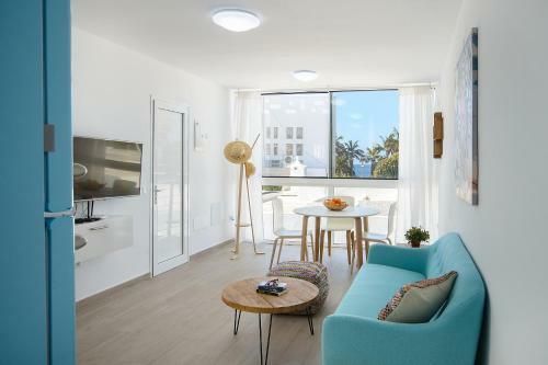 Blue Volcano Apartment