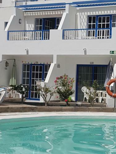 Atalaya 1st Floor Poolside Apartment