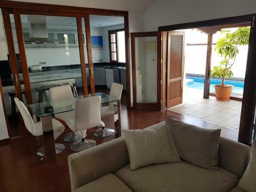 Villa Fenix