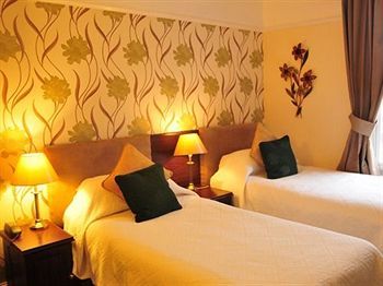 Edward Hotel