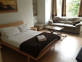 Hostal Hendham House