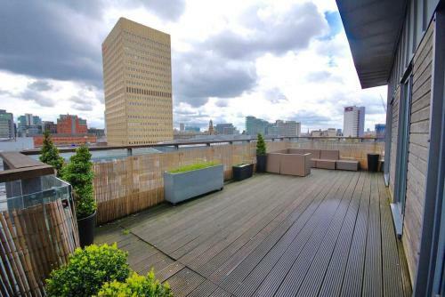 The Works Aparthotel