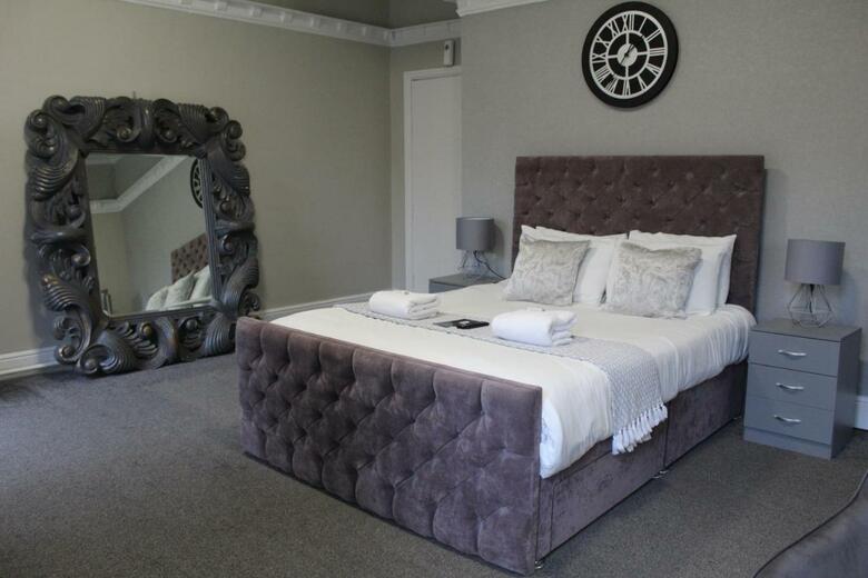 The Mitre Hotel