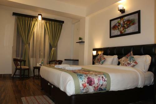 Hotel The Leenor Regency