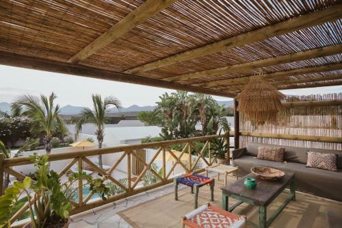 Villa Lily