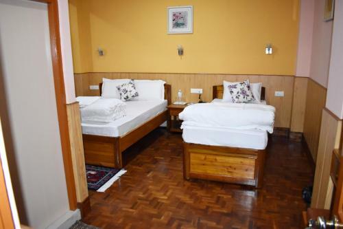 Hotel Alpine Guest House