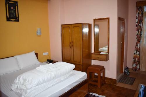 Hotel Alpine Guest House