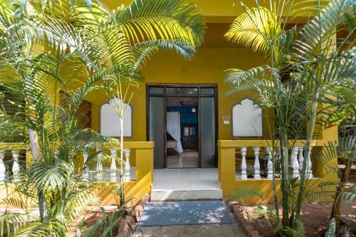 Hotel Justa Morjim Beach Resort Goa