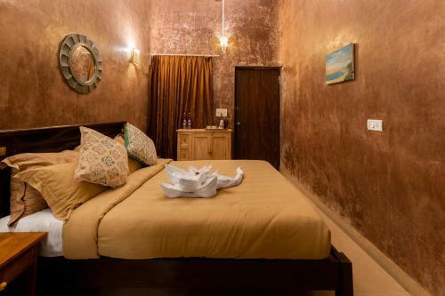 Hotel Justa Morjim Beach Resort Goa