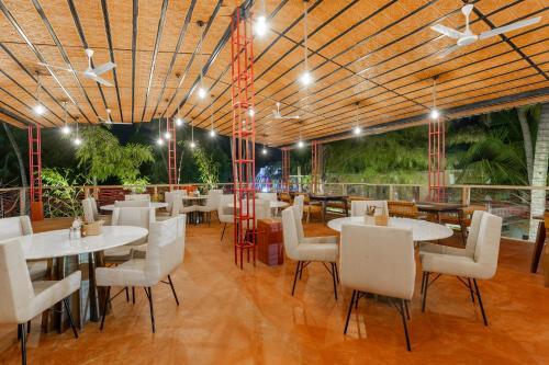Hotel Justa Morjim Beach Resort Goa