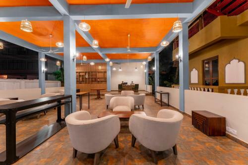 Hotel Justa Morjim Beach Resort Goa