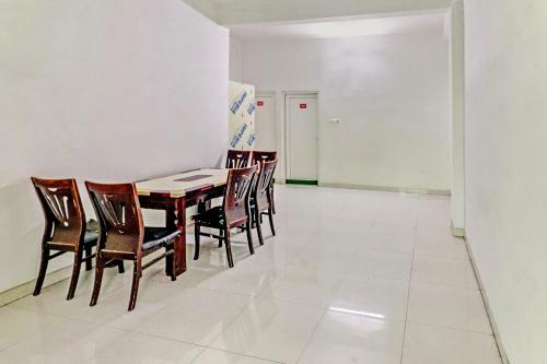 Hotel Oyo 81561 Lucky Stay