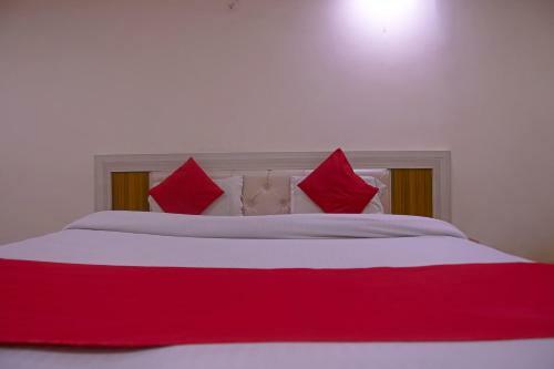 Oyo 28331 Hotel Keshav-a Unit Of Ghaziabad Inn