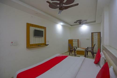 Oyo 28331 Hotel Keshav-a Unit Of Ghaziabad Inn