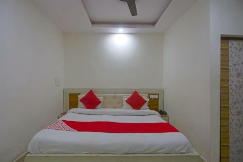 Oyo 28331 Hotel Keshav-a Unit Of Ghaziabad Inn