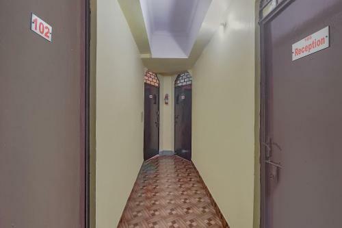 Oyo Flagship 83388 Sunder Hotel