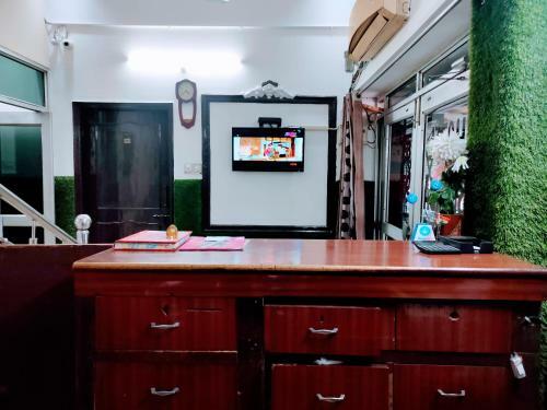 Sharda Hotel By Wb Inn