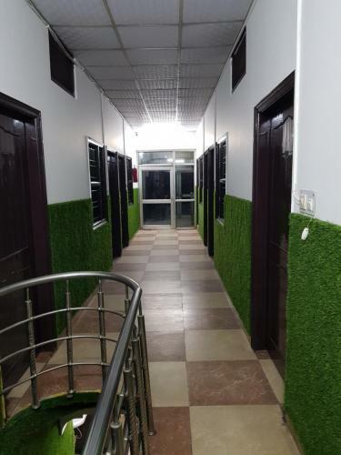 Sharda Hotel By Wb Inn