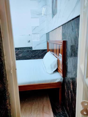 Sharda Hotel By Wb Inn