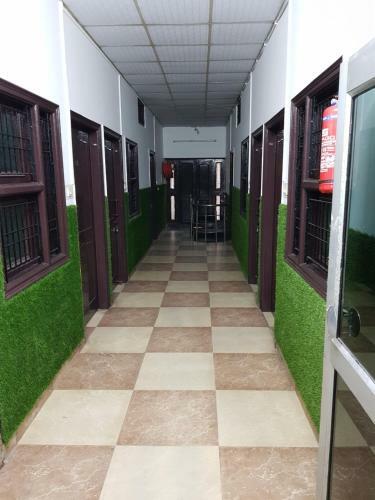 Sharda Hotel By Wb Inn