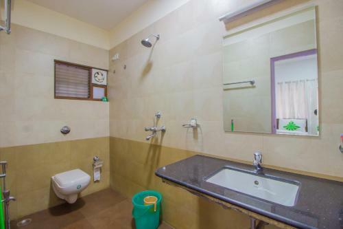 Hotel Oyo 75550 Holy Cross Home Stays