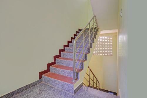 Oyo 82537 Hotel Sona