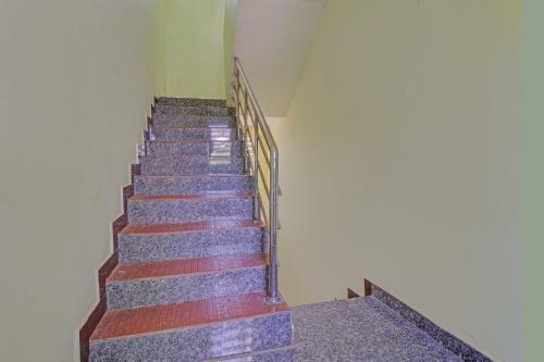 Oyo 82537 Hotel Sona