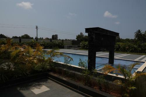 08 Bedroom Entire Villa Apartment Saligao