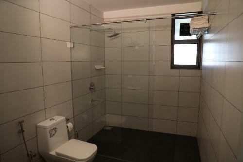 08 Bedroom Entire Villa Apartment Saligao