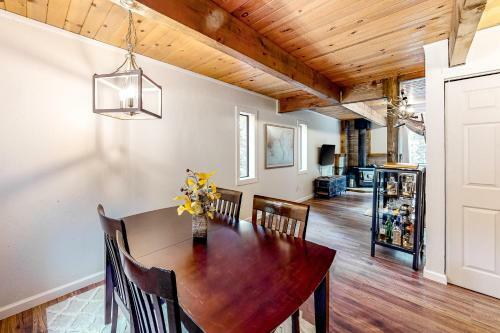Wine & Woods Retreat