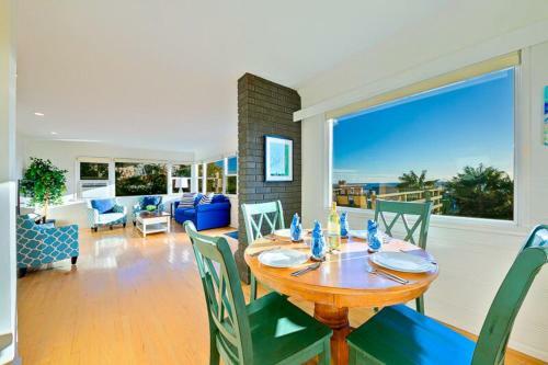 Charming Beach Cottage In Cardiff