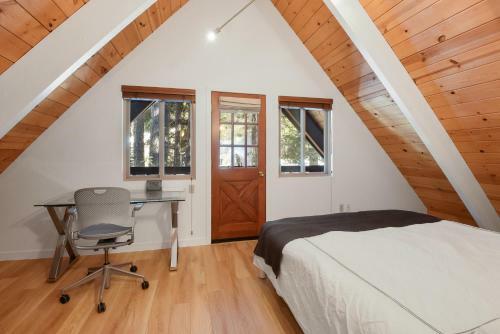 Timberline Cabin - Hot Tub Cabin