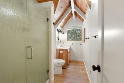 Timberline Cabin - Hot Tub Cabin
