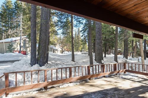 Timberline Cabin - Hot Tub Cabin