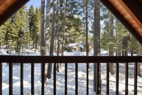 Timberline Cabin - Hot Tub Cabin