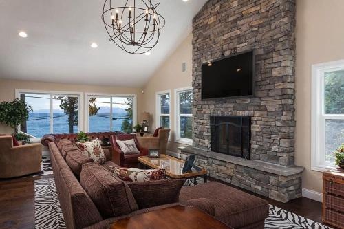 Lago Vista - Come Experience The Tahoe Dolce Vit�