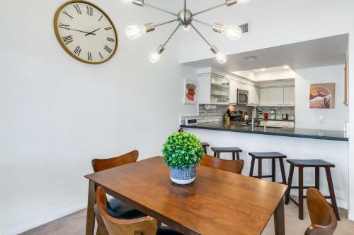 Canyon Shores 2 Story Loft Style