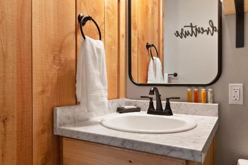 Hotel Lake Almanor Lodge